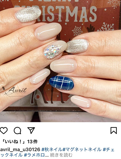 Avrilのインスタグラムのネイル写真